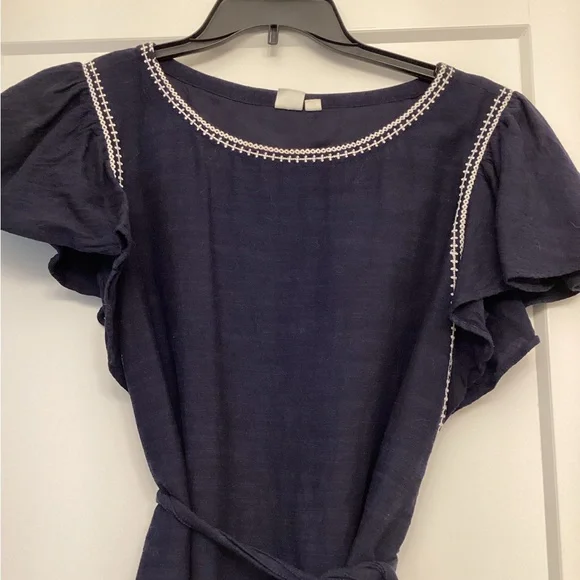 GAP Dress - Picture 2 of 5